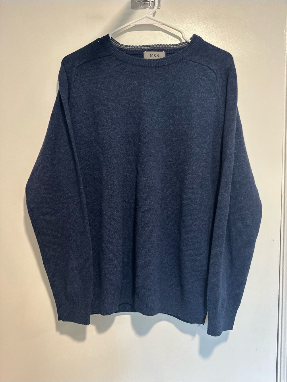 M&S Marks & Spencer Sz:M blue extra fine lambswool crewneck Minimalist sweater.
